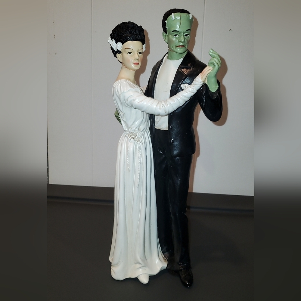 Dancing Frankenstein & Bride Halloween Figurine Decor 